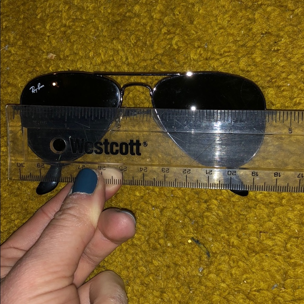 Ray-Ban Aviators - Picture 5 of 6